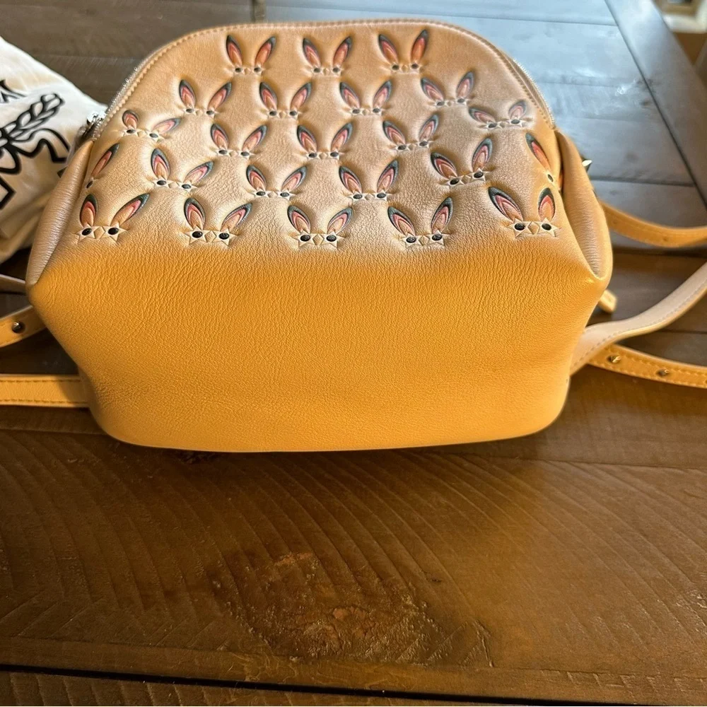 💎MCM RARE LAMBSKIN STAR EYED BUNNY MINI BACKPACK/MINT CONDITION 💎